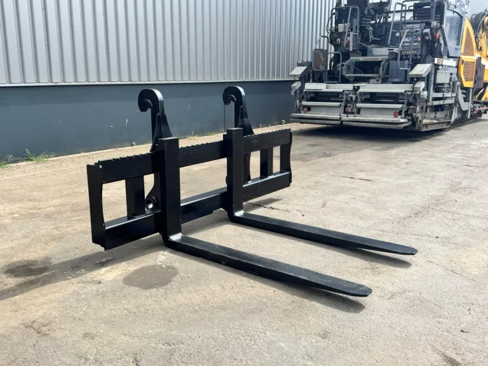 Pallet forks L150-L220 Mech 11 Ton 2400/1600mm