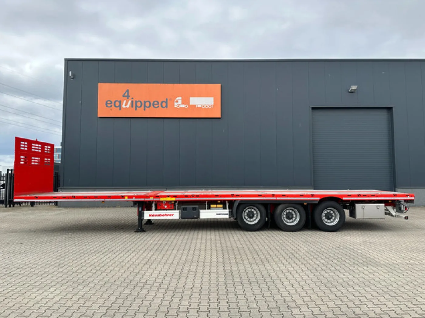 new and unused Heavy-Duty flatbed / 690cm extendable / steering axle / lift axle / twistlocks / timberstakes / NL-trailer / APK: 04-2027 - 4