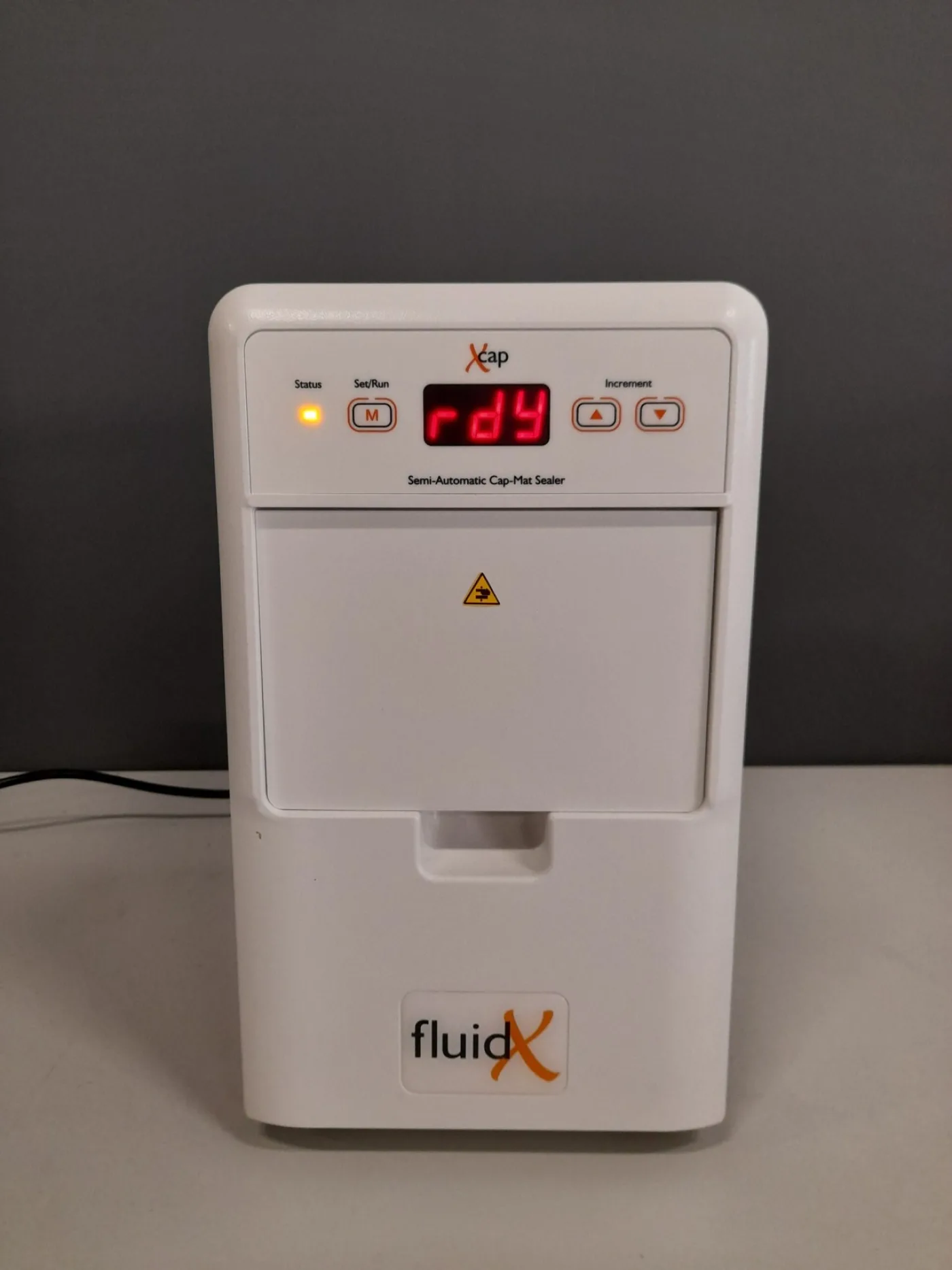 1314 - Used FluidX microplate capper X-Cap - 1