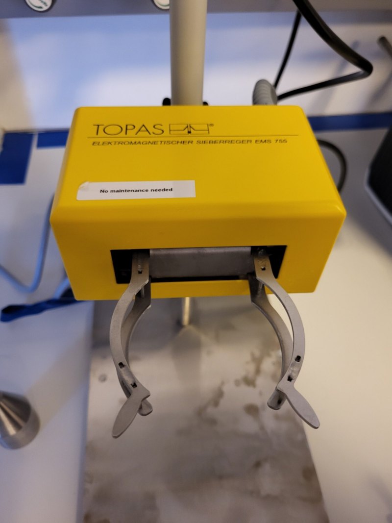 2457 - Used Topas EMS 755 electromagnetic sieve shaker