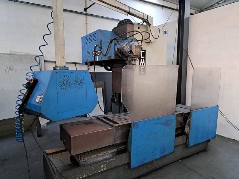 Fresadora CME BF01