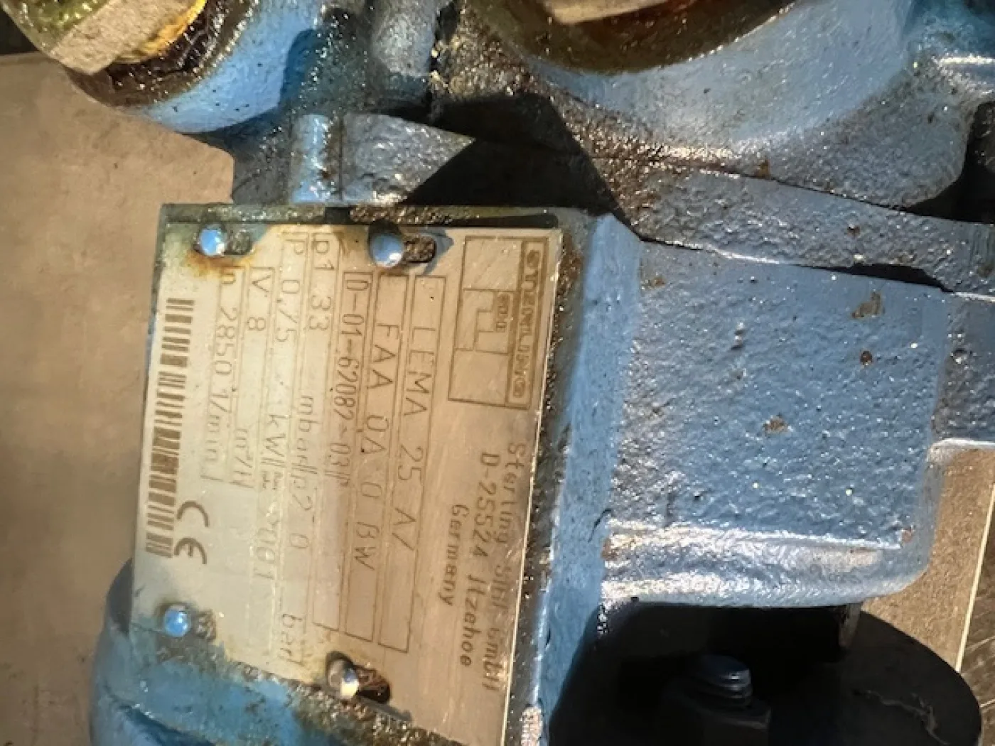 LEMA 25 Vacuum Pump - 5