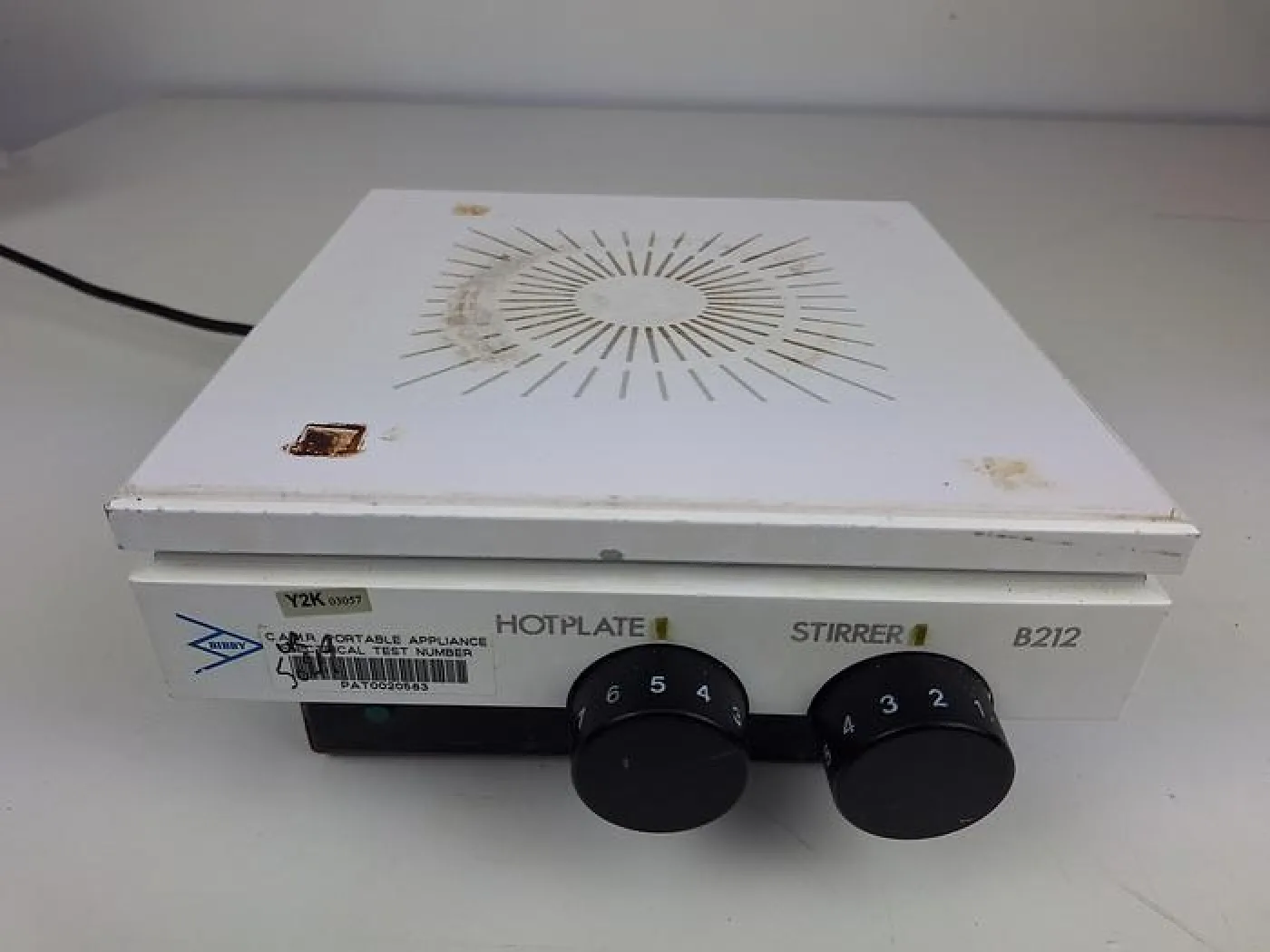 Bibby Scientific B212 Magnetic Hotplate Stirrer - 1