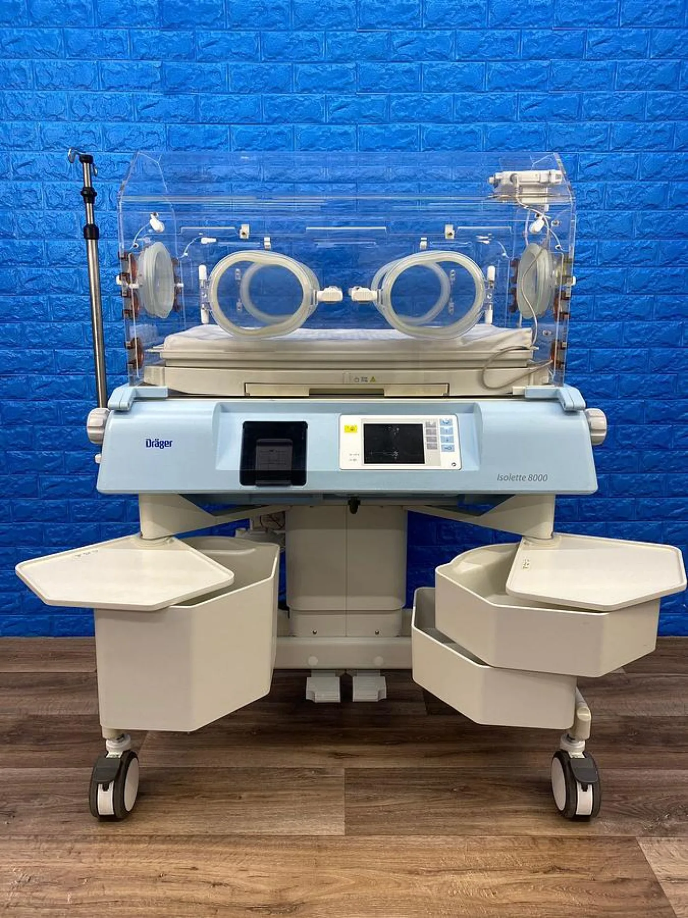 Drager Isolette 8000 YOM: 2017 - 1
