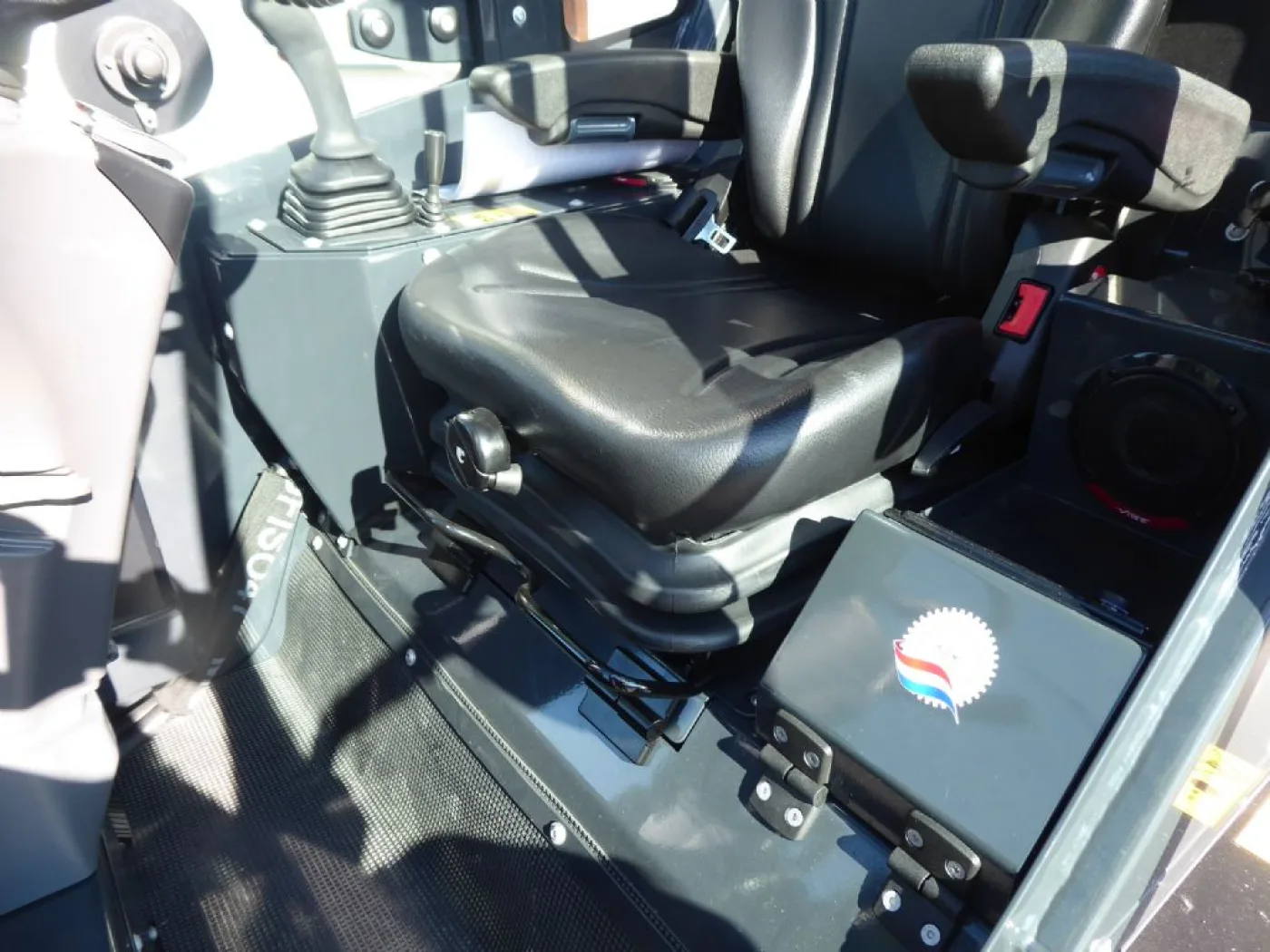 Pitbull Pitbull X27-45 mit Linde Hydrostat - 6