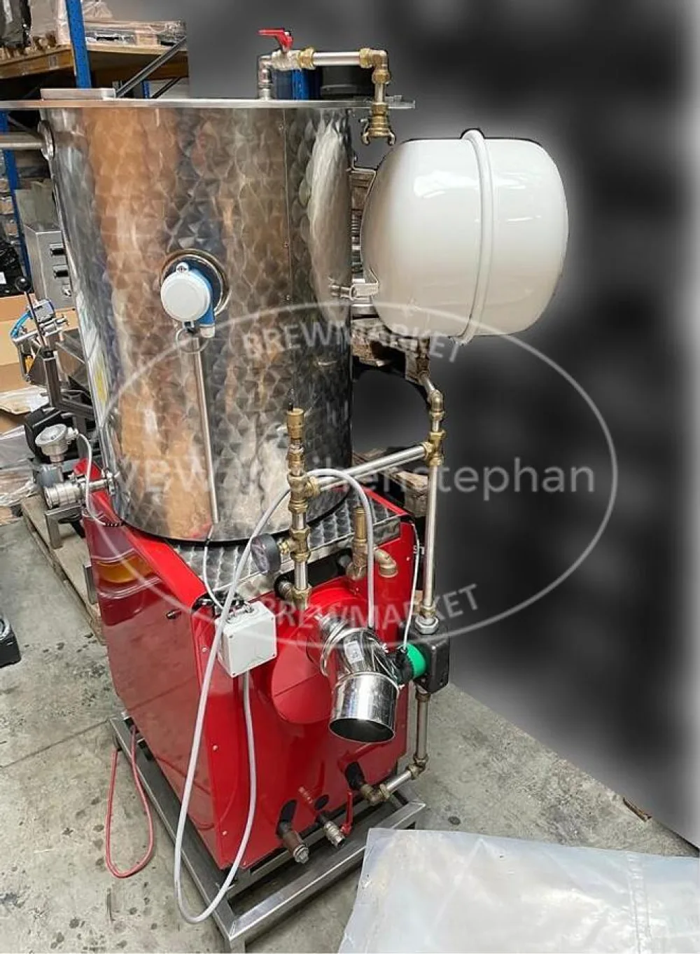 Juice filling machine
