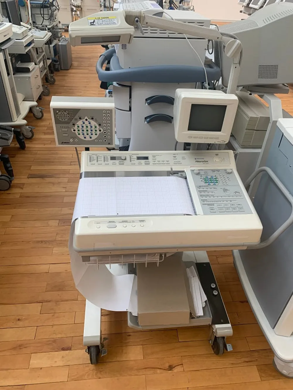 Nihon Khoden Neurofax EEG-5614G EEG