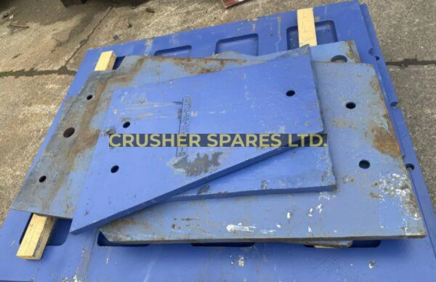 501-023-025/026 | Lower Cheek Plates | McCloskey® J50 | - 1
