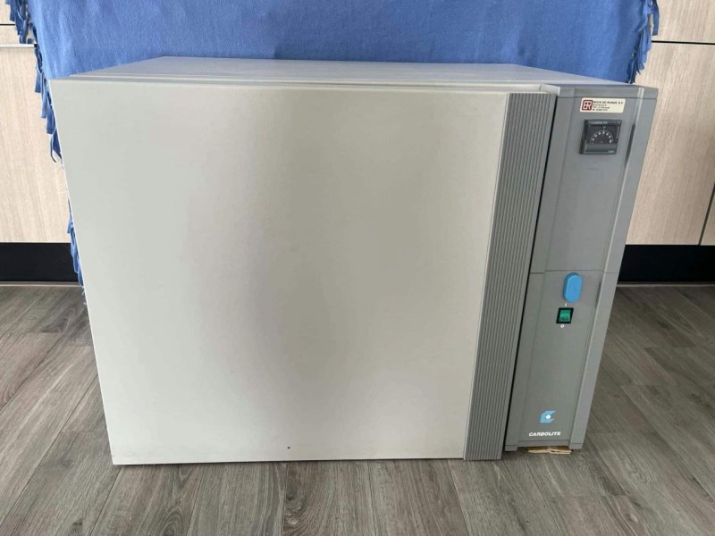 Carbolite NR120F Broedstoof