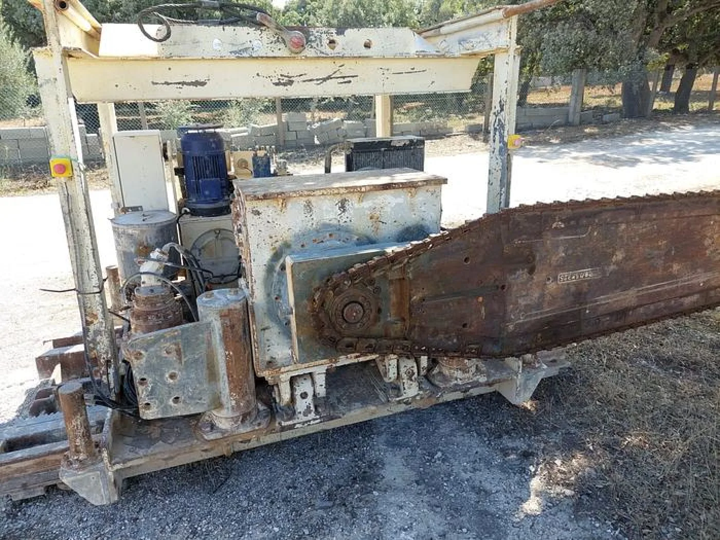 Benetti CSN 960 A2 Electric Saw- - 2