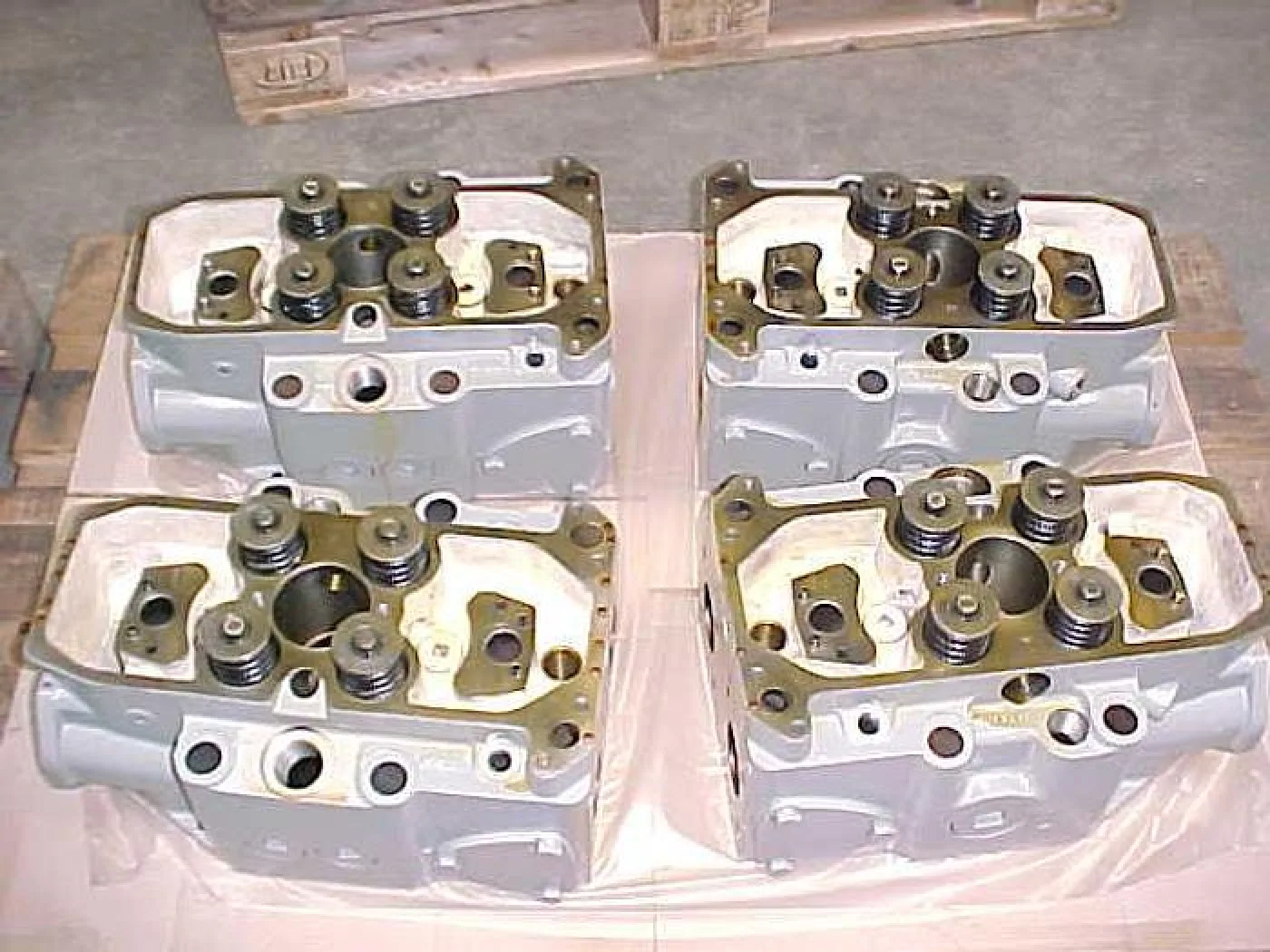 CYLINDER HEADS MWM TB12RS18/22 - 3