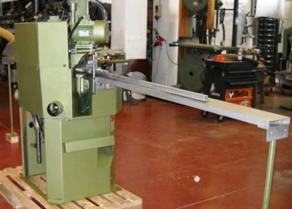 TRONCATRICE BILAMA MOTTA BREVETTI MOD. C6
