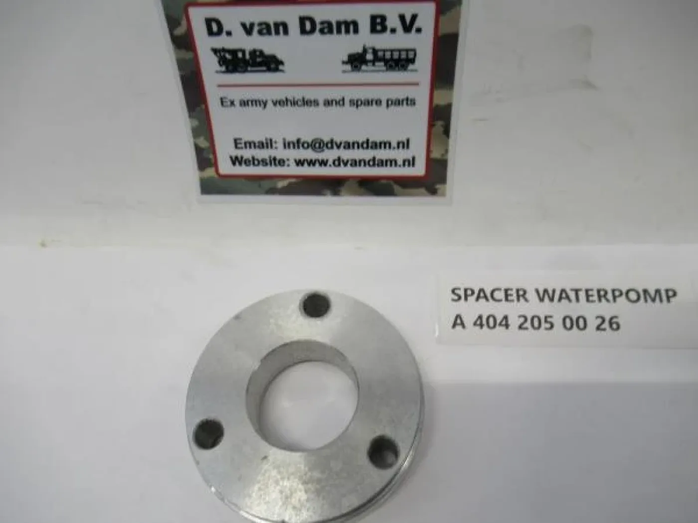 Naafring waterpomp ( spacer ) - 1