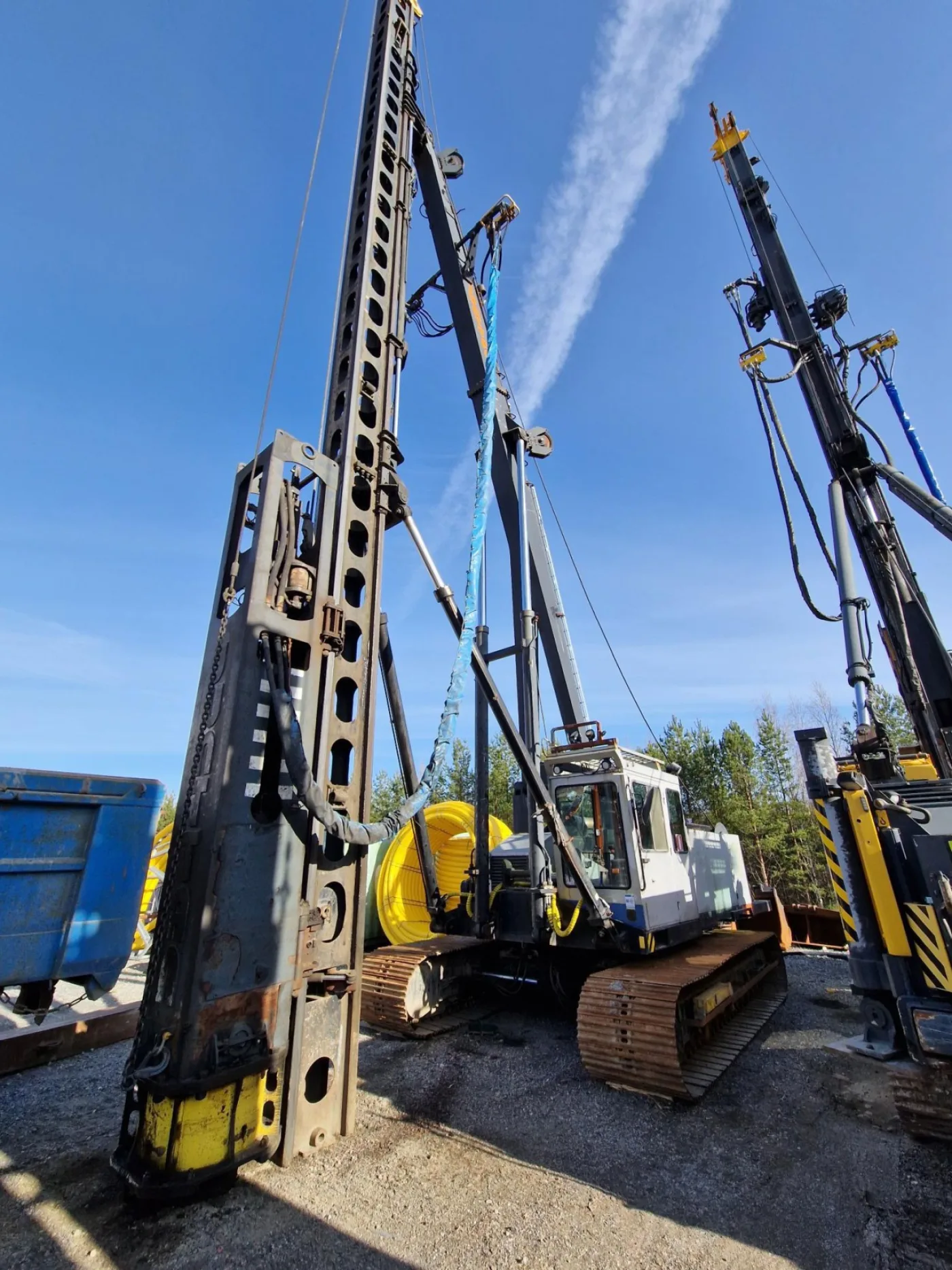 Junttan PM-23LC Hammer Piling Rig - 2