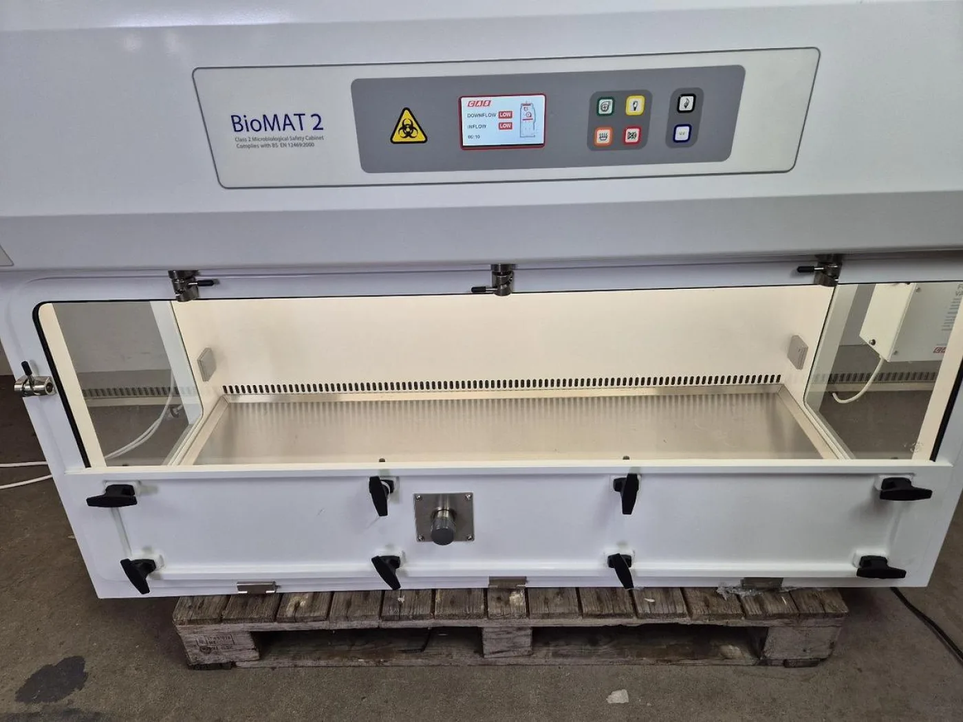 CAS Biomat 2 Microbiological Safety Cabinet - 5