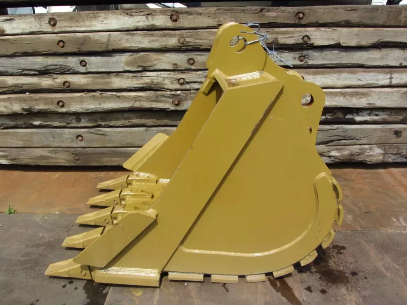 Bucket Caterpillar 325B / 325C / 325D 47 inch HD-bucket - 2