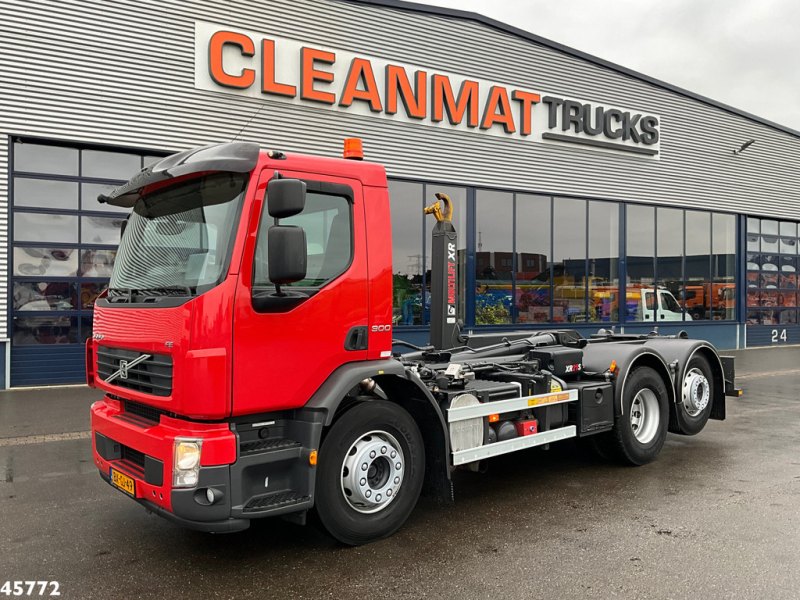 Volvo FE 300 Multilift 21 Ton haakarmsysteem Just 25.868 km! Like New!