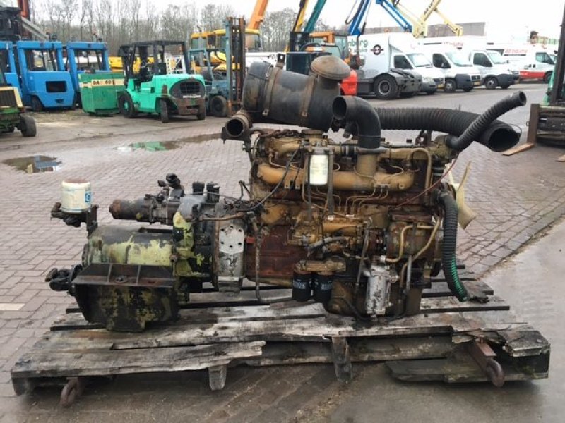 DAF 825