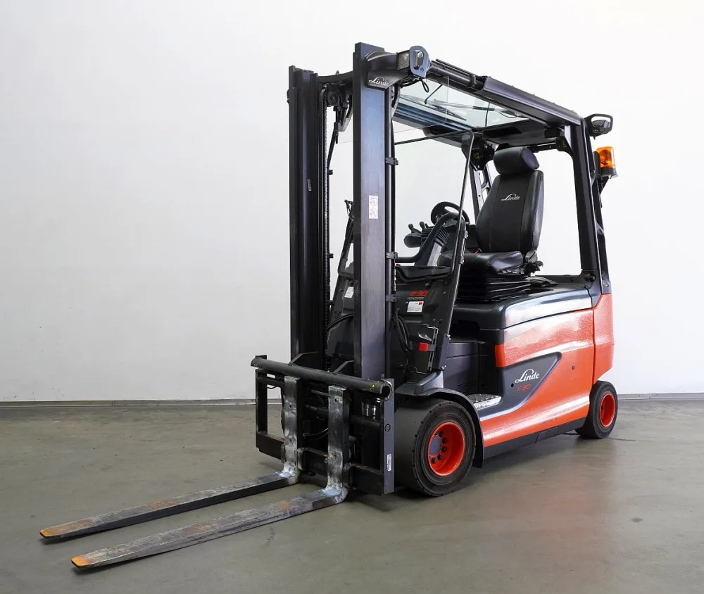 Frontstapler Linde E 30/600 RHL 387 (2018)