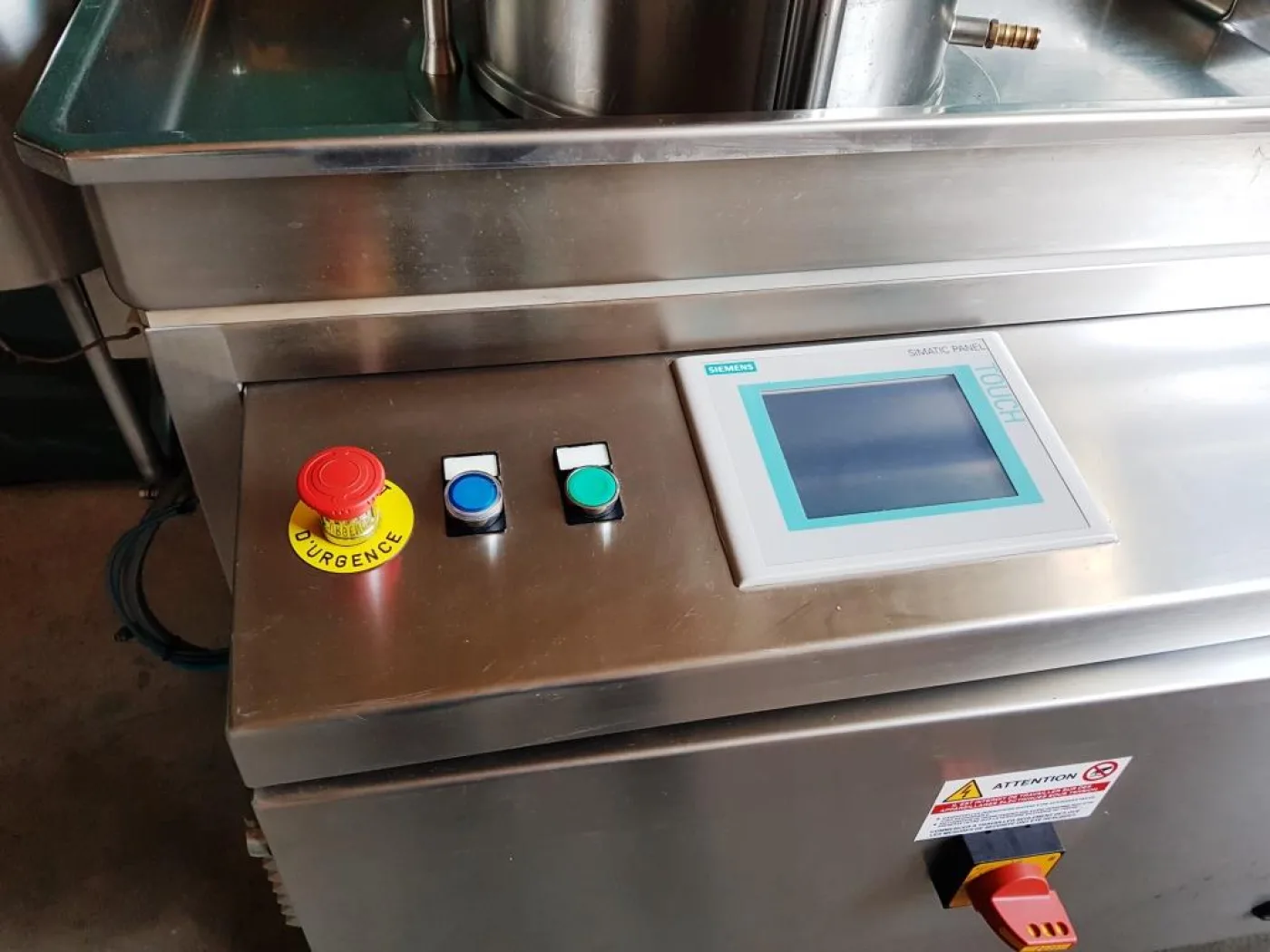 MESCOLATORE POLVERI CON NEBULIZZATORE – VETRACO – MOD. MC4A - 7