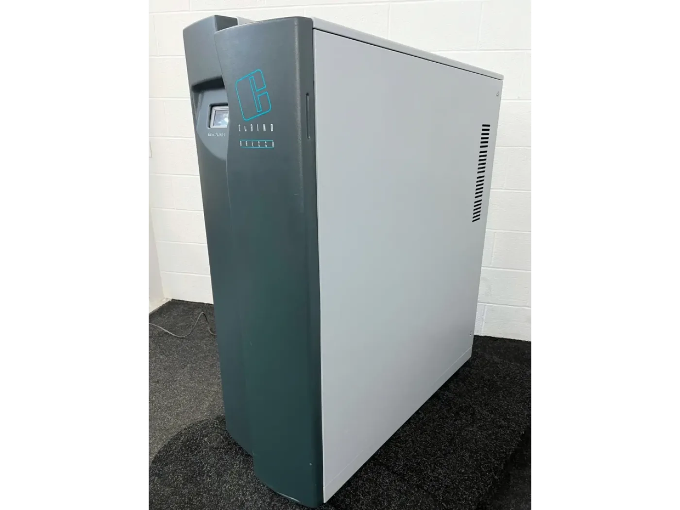 Claind Brezza Nigen LCMS 40.1 Nitrogen Generator - 1
