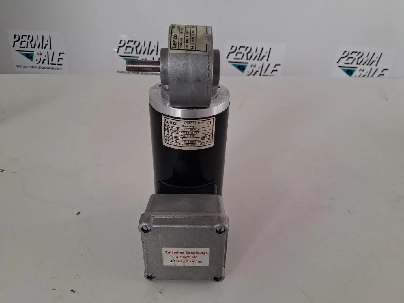Lenze SSN25-1FVCR Getriebemotor mit Winkelgetriebe - 7