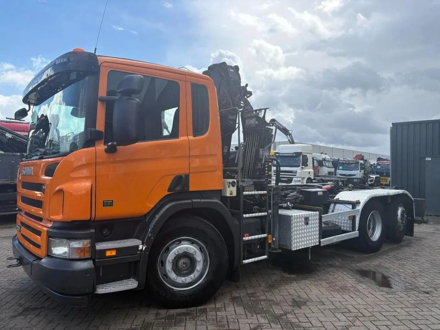 Scania P280 + HIAB 111BS-2 DUO + 6X2 + HOOKSYTEM + EURO 5 + 113,000KM! - 6