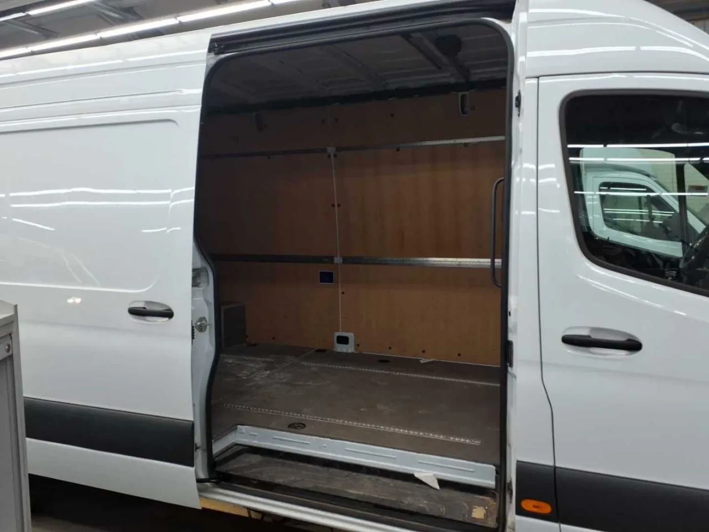 Mercedes Benz Sprinter 317 CDI 9G 4325 Air Conditioning Camera SHZ - 4