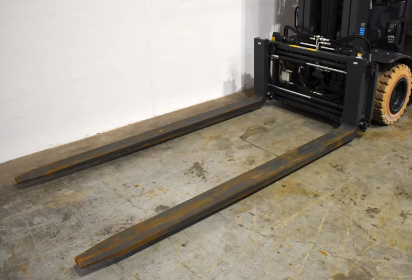 Frontstapler Linde E 30/600 H 1252 (2023) - 6