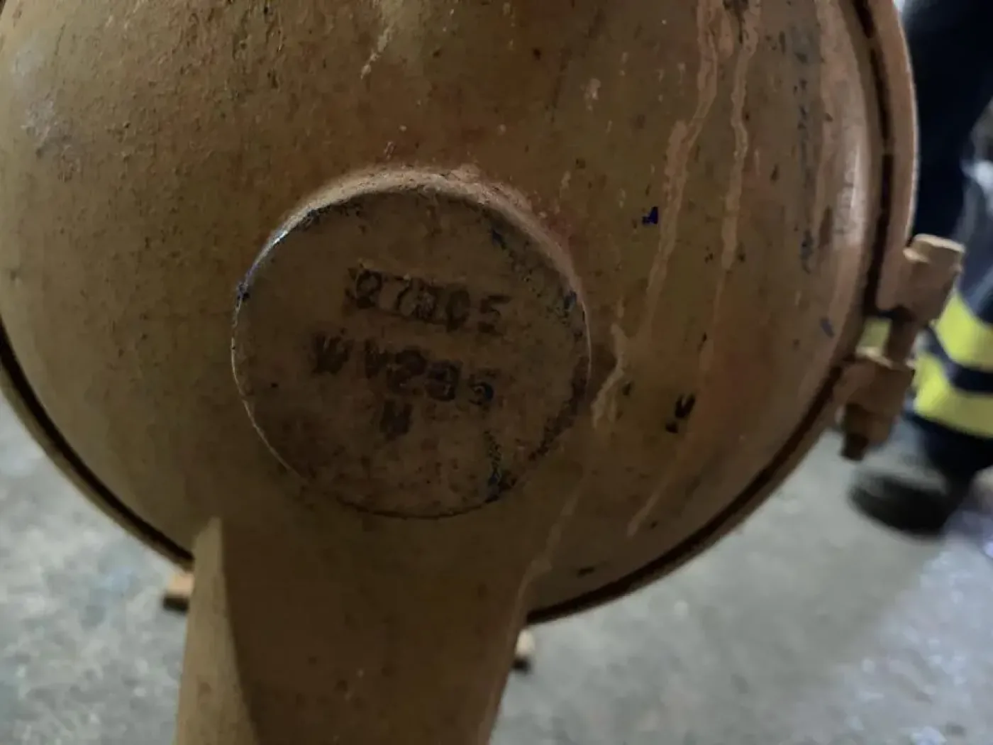 USED AODD VERSA-MATIC V2 AIR OPERATED DUAL DIAPHRAGM PUMP - 3