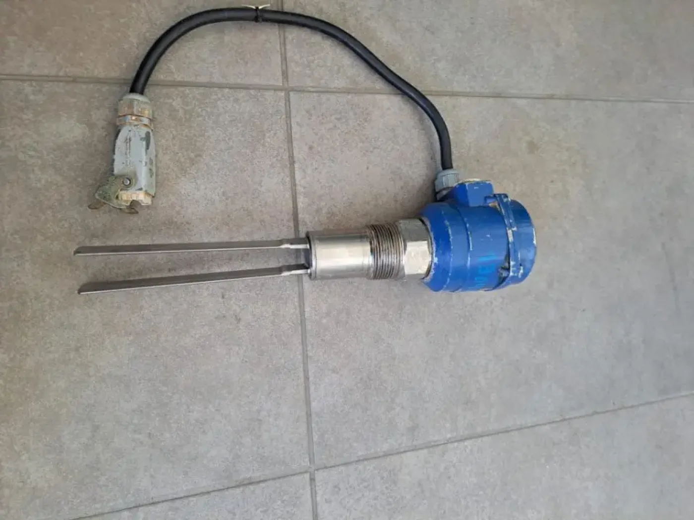 LEVEL SENSOR BY VIBRANT FORK FOR SOLID WORKSHOPS FILSA ILV-D - 1