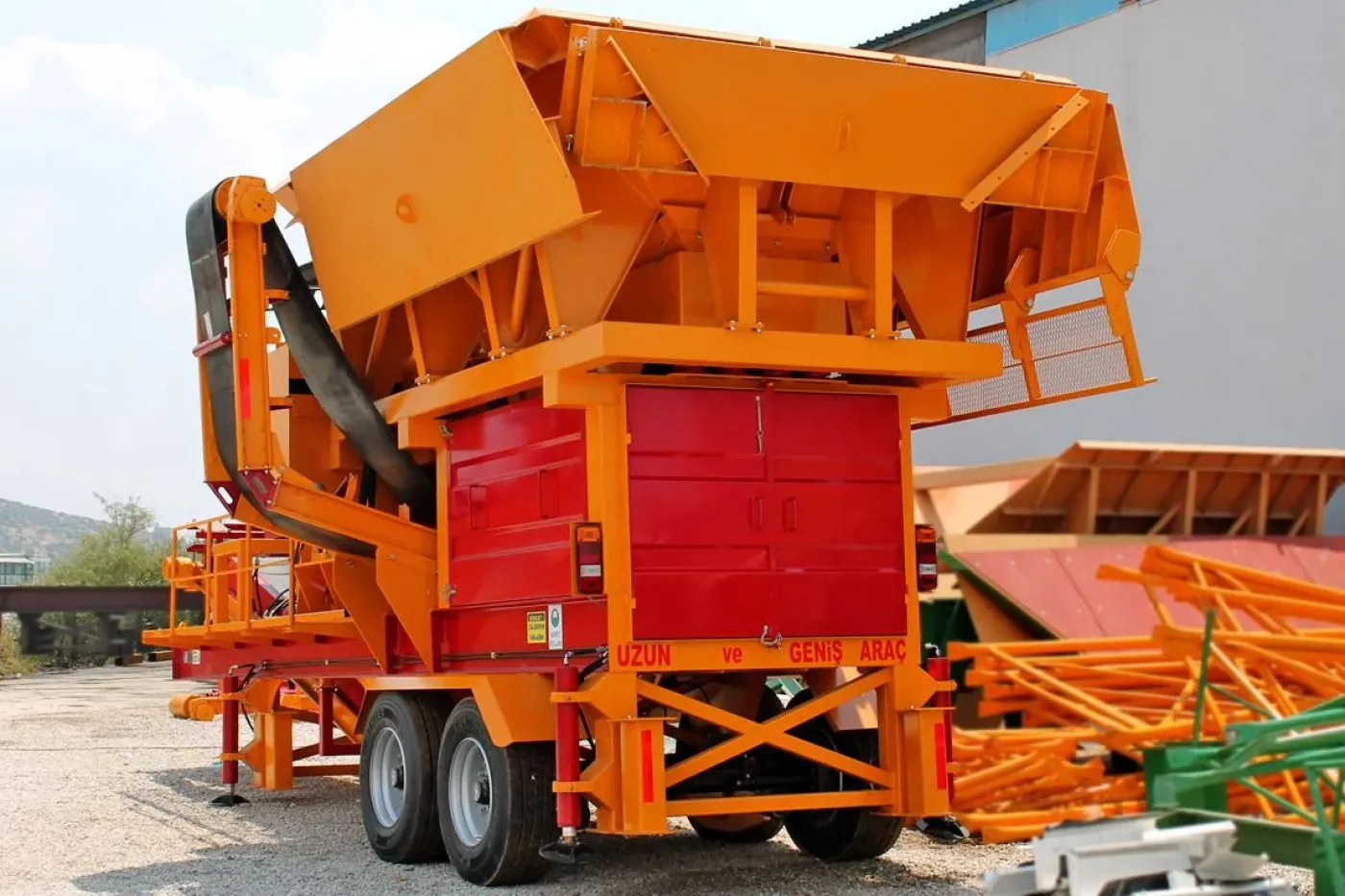 Mobile Secondary Impact Crusher — M-DMK Series - 7