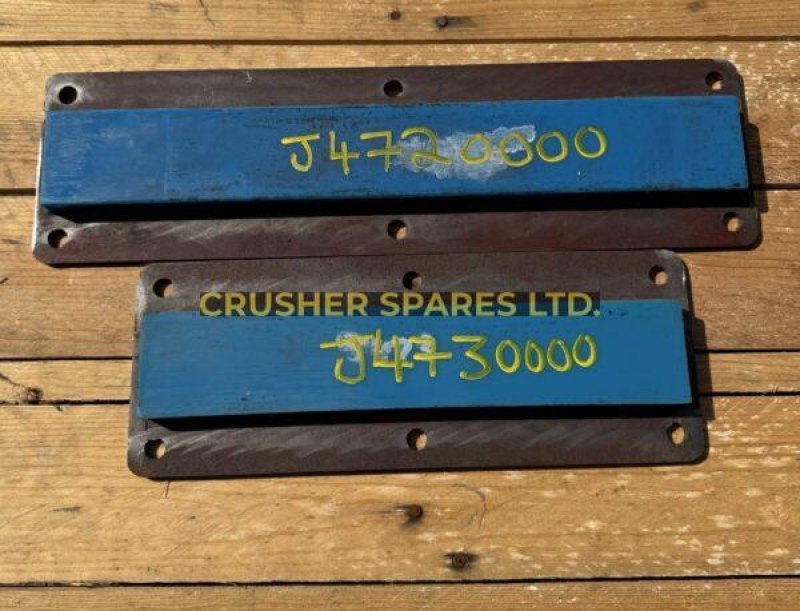 J4730000 | Jaw Box Pad Front | Extec® / Sandvik® |