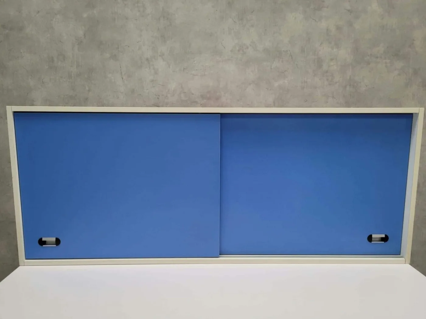 Interfurn Ophangkast Schuifdeur Blauw 1460 - 1