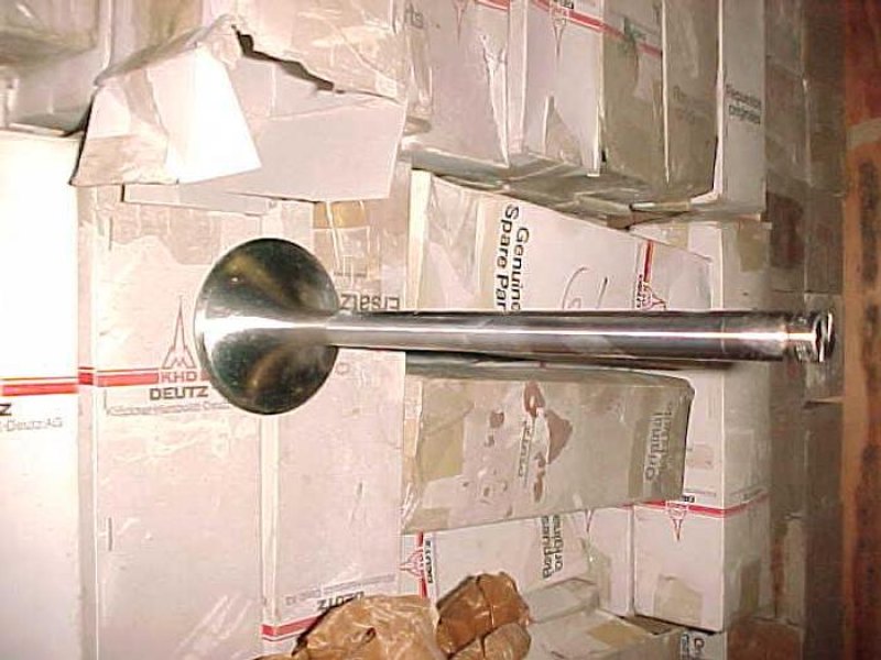 INLET VALVE CONE DEUTZ BAM528
