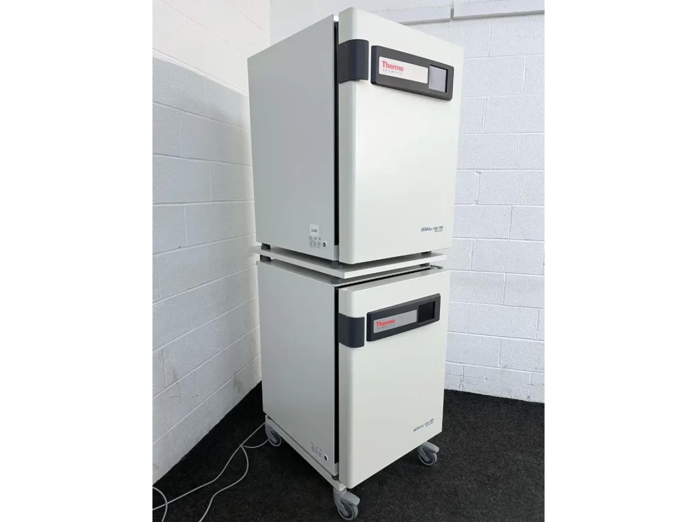 Thermo Scientific HERAcell VIOS 160i Incubator Stack - 2