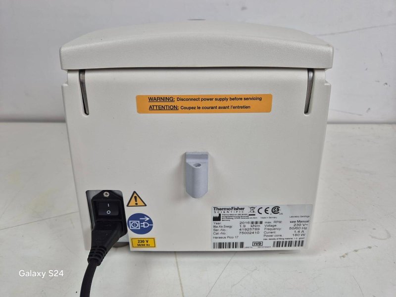 Thermo Fisher Heraeus Pico17 Centrifuge