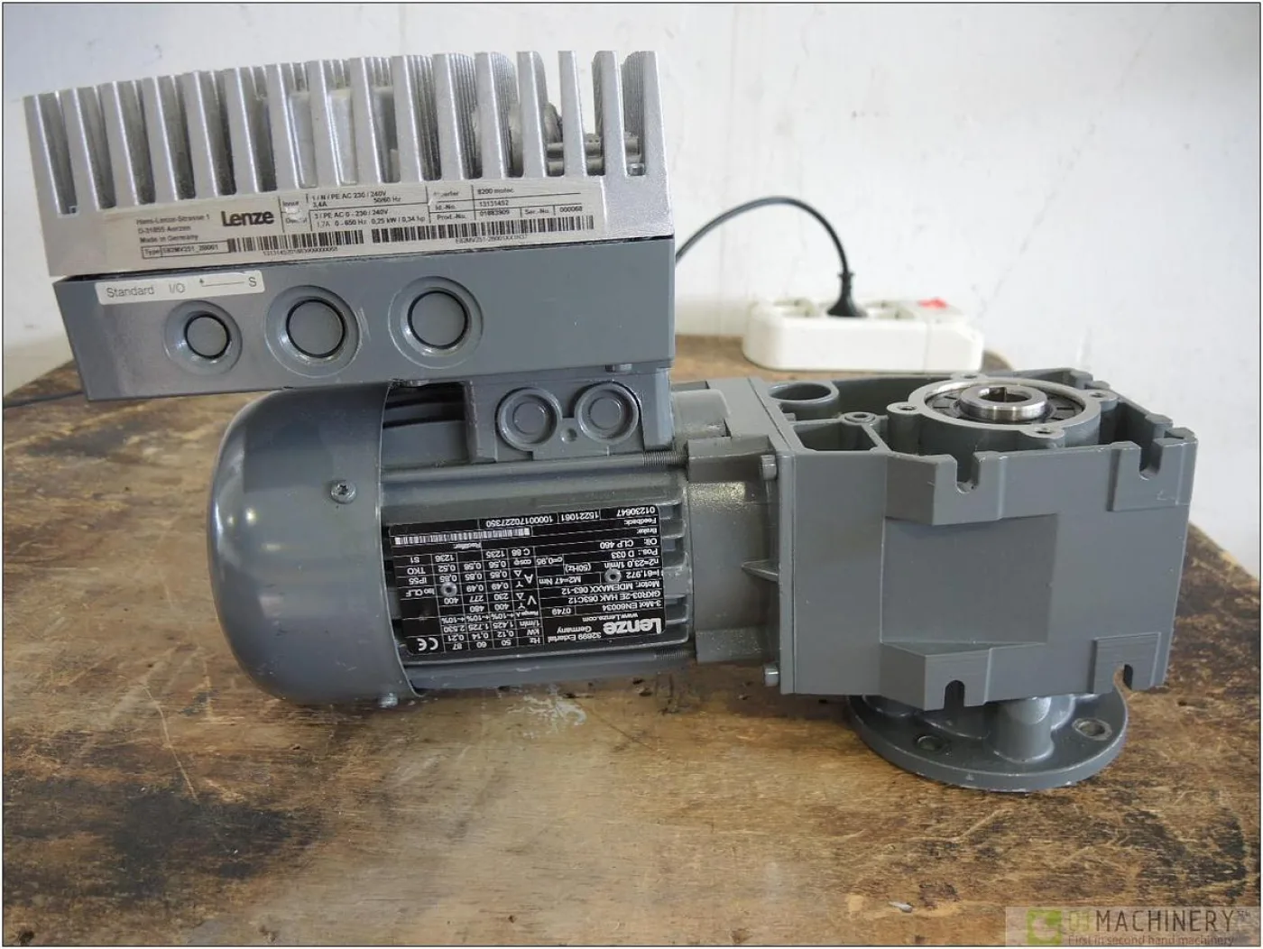 2009 LENZE GKR03-2E HAK 063C12 AI2454 - 3
