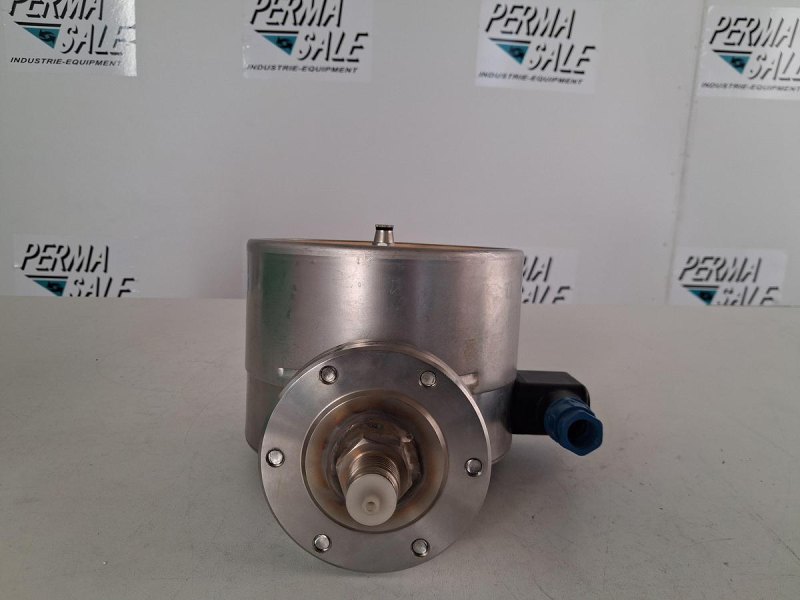 Labom NG160 Pressure Gauge 0–16 bar with Inductive Contact