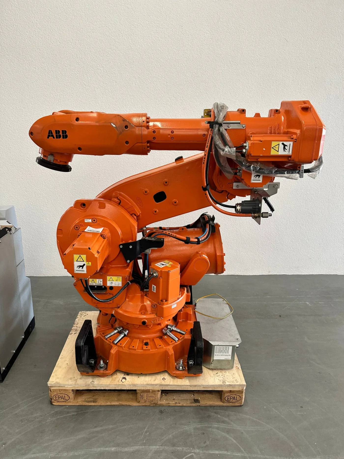 ABB IRB6640-180/2.55 M2004 IRC5 - 8