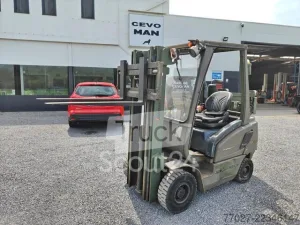 Jungheinrich DFG20 AK Heftruck 1800kg   Side shift / Free-lift