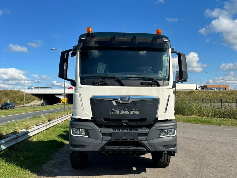 MAN TGS 33.400 BB SA 6×4 Manual