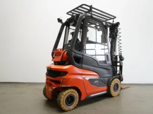 Frontstapler Linde H 30 T 1202 (2021)