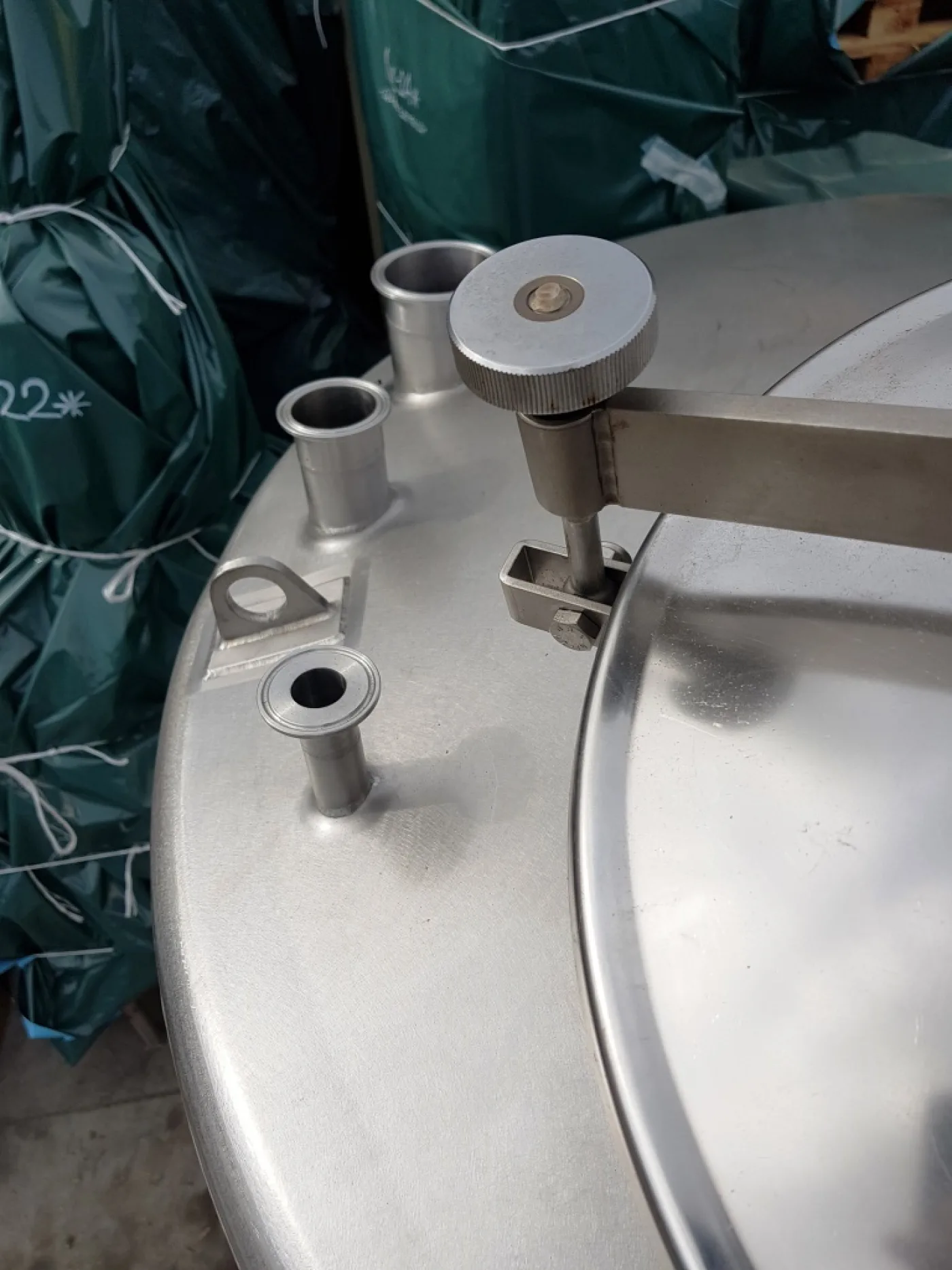 SERBATOIO IN ACCIAIO INOX – STAI – MOD. 1590 L - 6