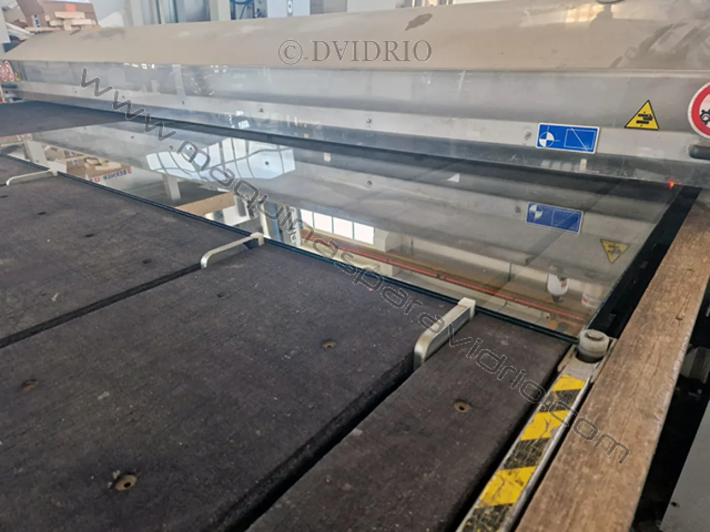 MESA DE CORTE PARA VIDRIO LAMINADO MACOTEC - 7