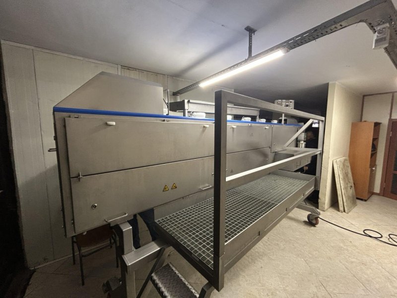 Breast Cap Deboning Machine, Foodmate, FM 7.50