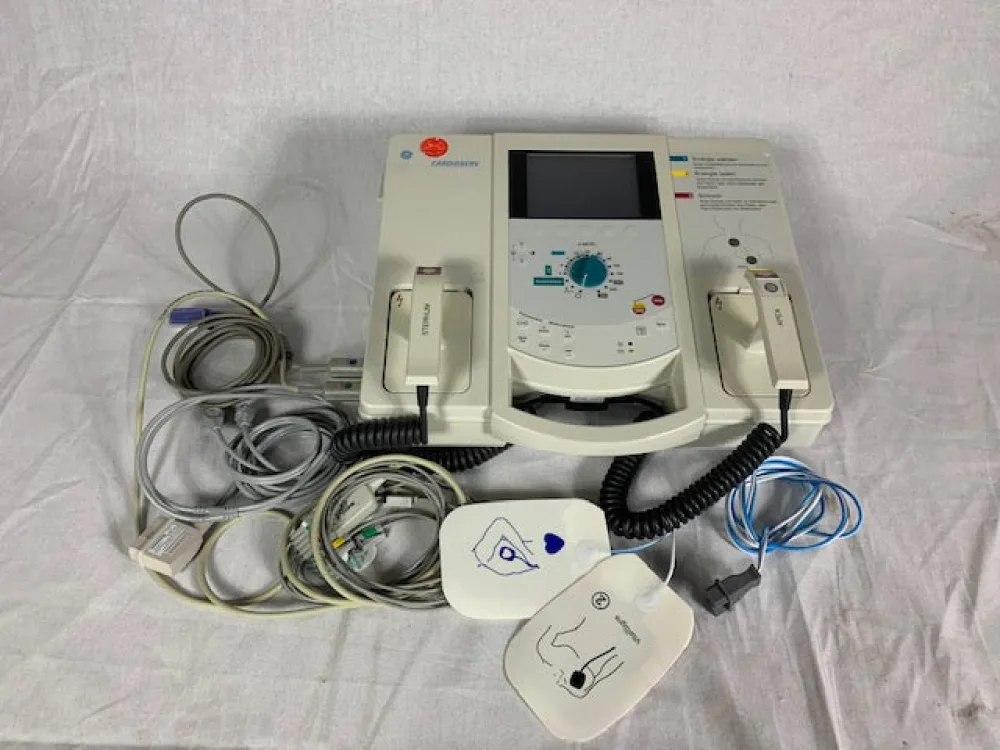 GE Cardioserve Defibrillator