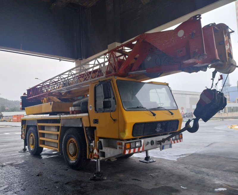 Grove TMS760E Mobile Crane
