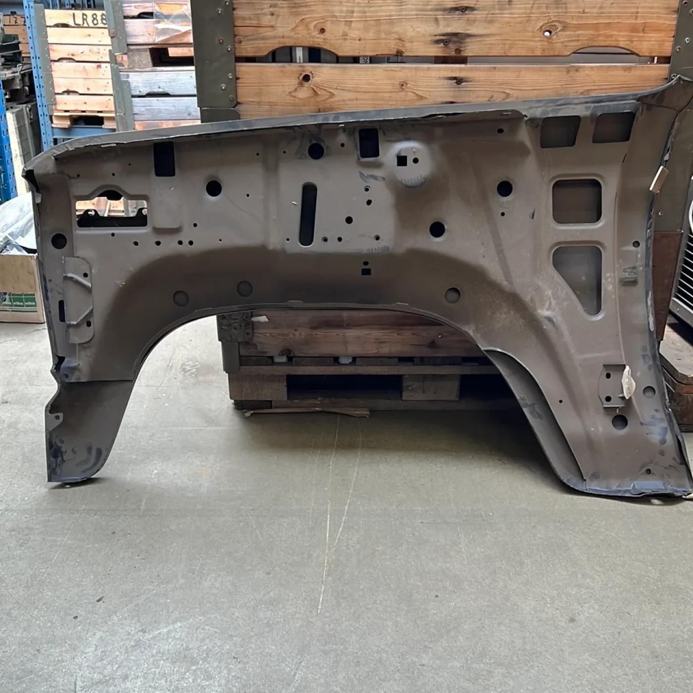 Ford f100 / bronco 80-86 spatbord - 2