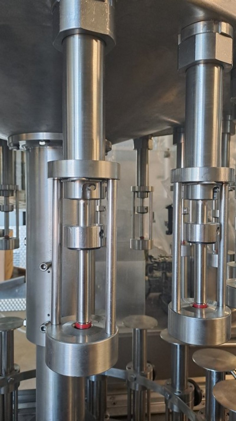 MONOBLOCK GAI 16/1 IN STAINLESS STEEL, WITH CONVEYOR BELT AND BOTTLE FINAL PLATE, SECOND-HAND MACHINE
